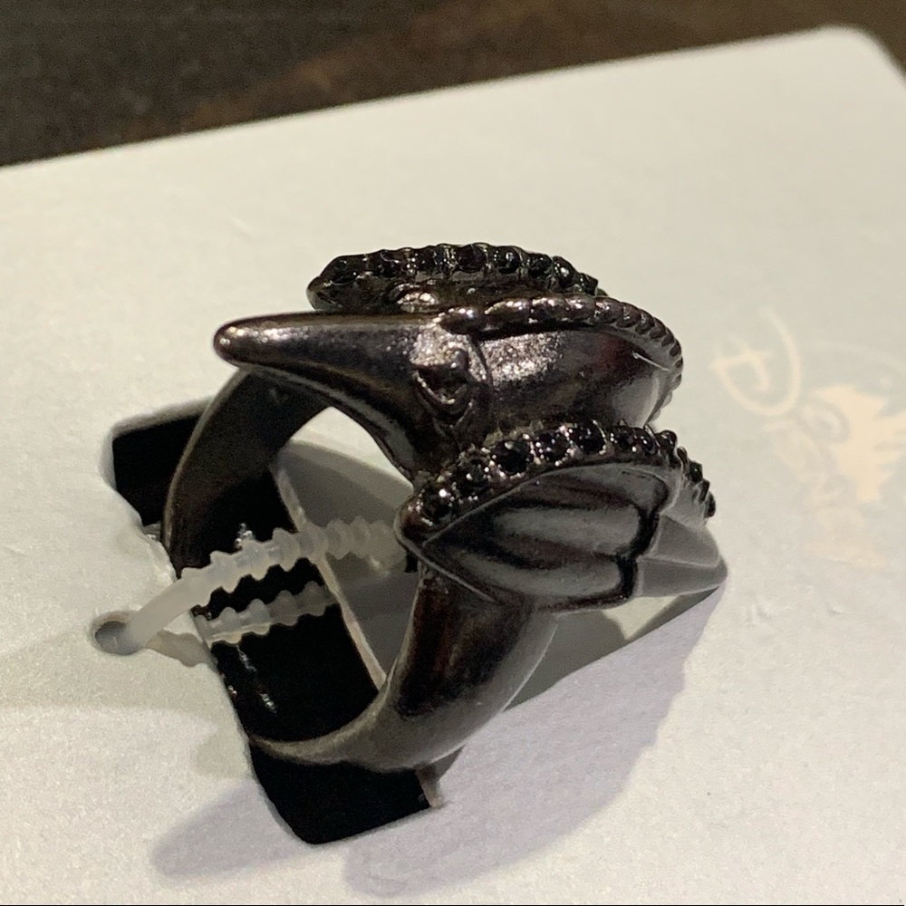 DISNEY MALEFICENT DIAVAL RING - Picture 6 of 8